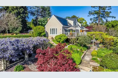 819 Holly Rd, Belmont, CA 94002 - Photo 15