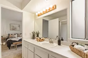 3701 Colonial Dr 197, Modesto, CA 95356 - Photo 17