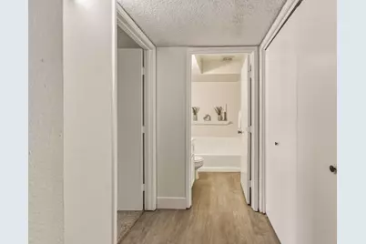 3701 Colonial Dr 197, Modesto, CA 95356 - Photo 11