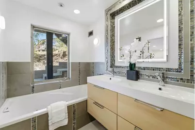 10116 Vista Valle Ct, San Jose, CA 95127 - Photo 15