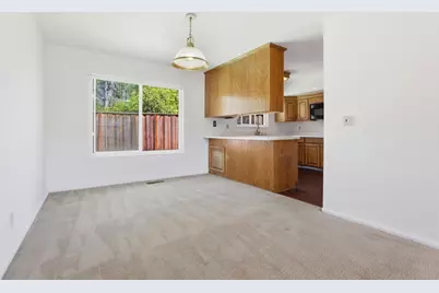 7065 Lancaster Ct, Dublin, CA 94568 - Photo 9