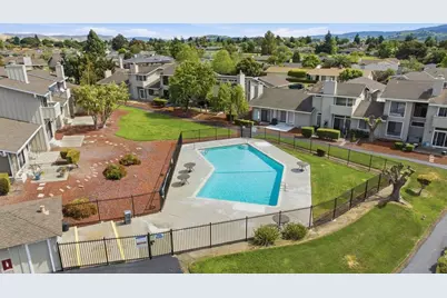 480 Ridgemark Dr, Hollister, CA 95023 - Photo 37