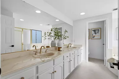 269 Woodbridge Cir, San Mateo, CA 94403 - Photo 35