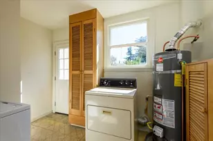 941 College Ave, Palo Alto, CA 94306 - Photo 13