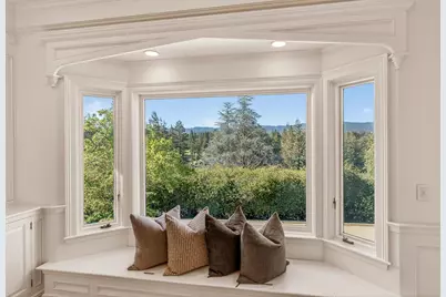 1110 Trinity Dr, Menlo Park, CA 94025 - Photo 17