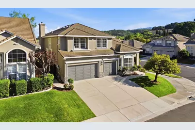 9212 Kestrel Ct, Gilroy, CA 95020 - Photo 3