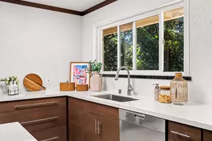 39 Colorados Dr, Millbrae, CA 94030 - Photo 11