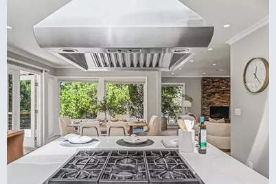 39 Colorados Dr, Millbrae, CA 94030 - Photo 13