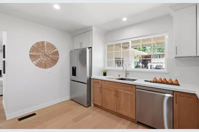 1237 Castlemont Ave, San Jose, CA 95128 - Photo 7