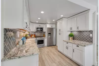 536 Clardy Pl, San Jose, CA 95117 - Photo 9