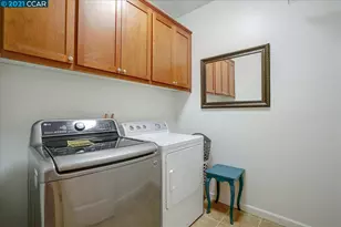 900 Old Oak Ln 3, Hayward, CA 94541 - Photo 15