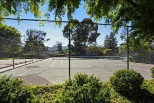 5 Corinthian Ct, Novato, CA 94947 - Photo 25