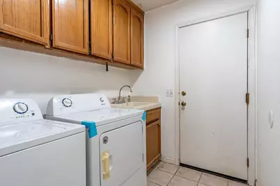 2135 Arroyo Ct, Los Banos, CA 93635 - Photo 27