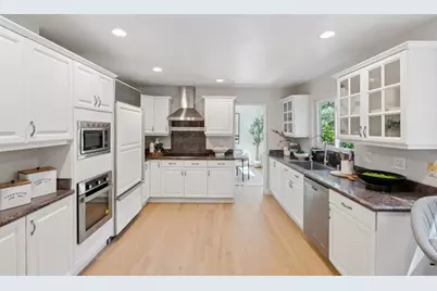 3051 Atwater Dr, Burlingame, CA 94010 - Photo 9