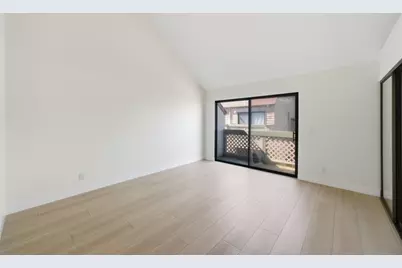 32 Cove Ln, Redwood Shores, CA 94065 - Photo 23