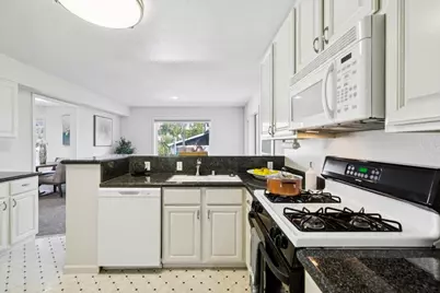 518 Almer Rd 6, Burlingame, CA 94010 - Photo 17