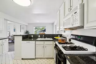 518 Almer Rd 6, Burlingame, CA 94010 - Photo 17