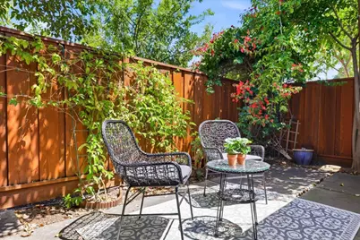 20052 Northcrest Sq, Cupertino, CA 95014 - Photo 51