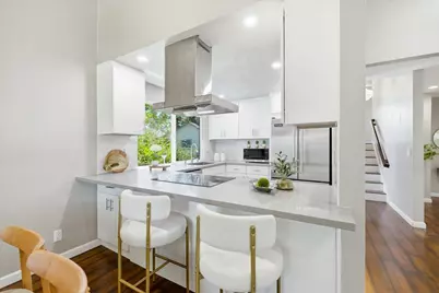 20052 Northcrest Sq, Cupertino, CA 95014 - Photo 19