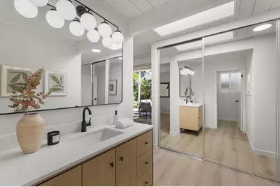 897 Newell Rd, Palo Alto, CA 94303 - Photo 43