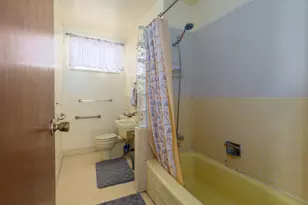 305 Lakeshire Dr, Daly City, CA 94015 - Photo 27