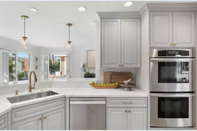 6 El Sereno Dr, San Carlos, CA 94070 - Photo 13