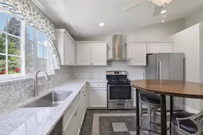 5482 Mesa Rd, Gilroy, CA 95020 - Photo 9