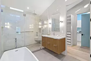 8 Hawkview St, Portola Valley, CA 94028 - Photo 25