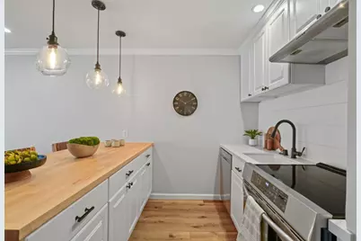 1250 Clay St 103, San Francisco, CA 94108 - Photo 3