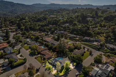 13841 Malcom Ave, Saratoga, CA 95070 - Photo 45