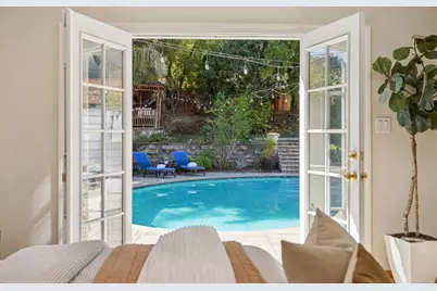 13841 Malcom Ave, Saratoga, CA 95070 - Photo 19