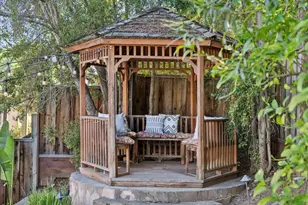 13841 Malcom Ave, Saratoga, CA 95070 - Photo 35