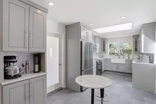 329 Stuart Avenue, Pacific Grove, CA 93950 - Photo 3