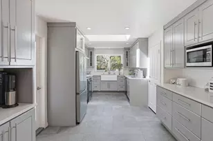 329 Stuart Avenue, Pacific Grove, CA 93950 - Photo 9