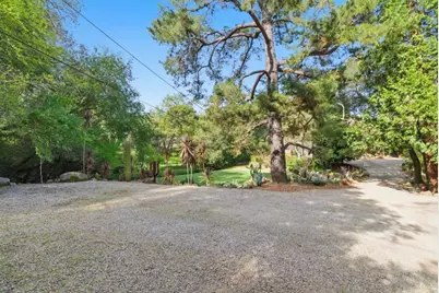 13651 Pierce Rd, Saratoga, CA 95070 - Photo 51
