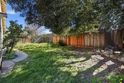 6128 Rainbow Dr, San Jose, CA 95129 - Photo 33