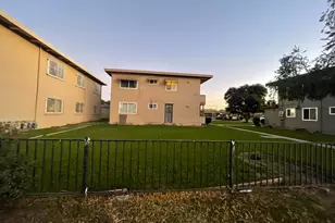 464 Lewis Rd, San Jose, CA 95111 - Photo 3