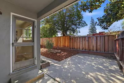111 Nancy Ct, Mountain View, CA 94041 - Photo 23