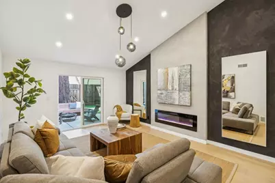 142 Mission Dr, East Palo Alto, CA 94303 - Photo 3