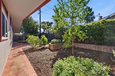 666 Ashbourne Dr, Sunnyvale, CA 94087 - Photo 39