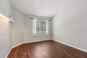 1706 Bevin Brook Dr, San Jose, CA 95112 - Photo 19