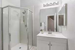 1706 Bevin Brook Dr, San Jose, CA 95112 - Photo 17