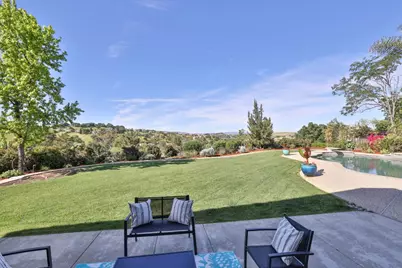 3047 High Meadow Ln, San Jose, CA 95135 - Photo 29