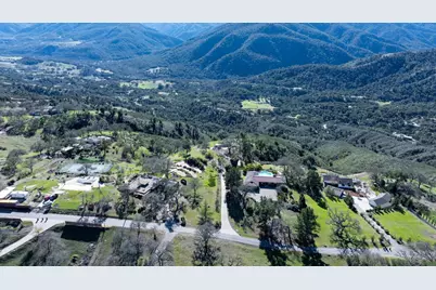 34994 Sky Ranch Rd, Carmel Valley, CA 93924 - Photo 29