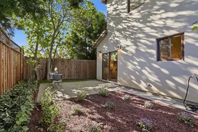 933 Felicidad Ct, San Jose, CA 95117 - Photo 37