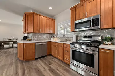 120 Campoli Dr, Morgan Hill, CA 95037 - Photo 11