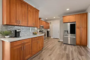 120 Campoli Dr, Morgan Hill, CA 95037 - Photo 3