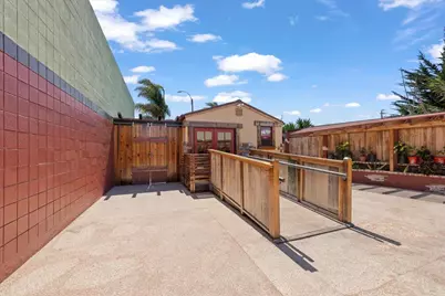 1637 Del Monte Blvd B, Seaside, CA 93955 - Photo 23