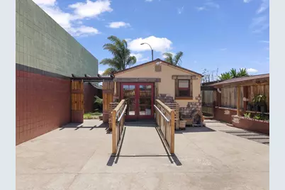 1637 Del Monte Blvd B, Seaside, CA 93955 - Photo 17