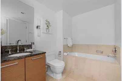 301 Mission St 9D, San Francisco, CA 94105 - Photo 15